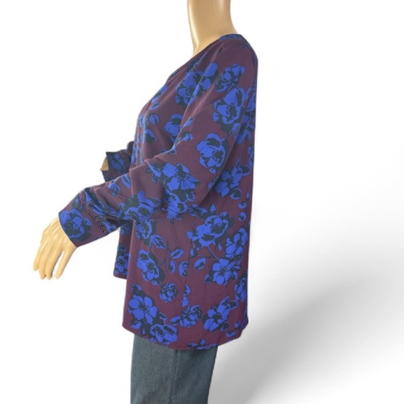 41 Hawthorn Floral Blue and Purple Women's blouse size large - Picture 4 of 7